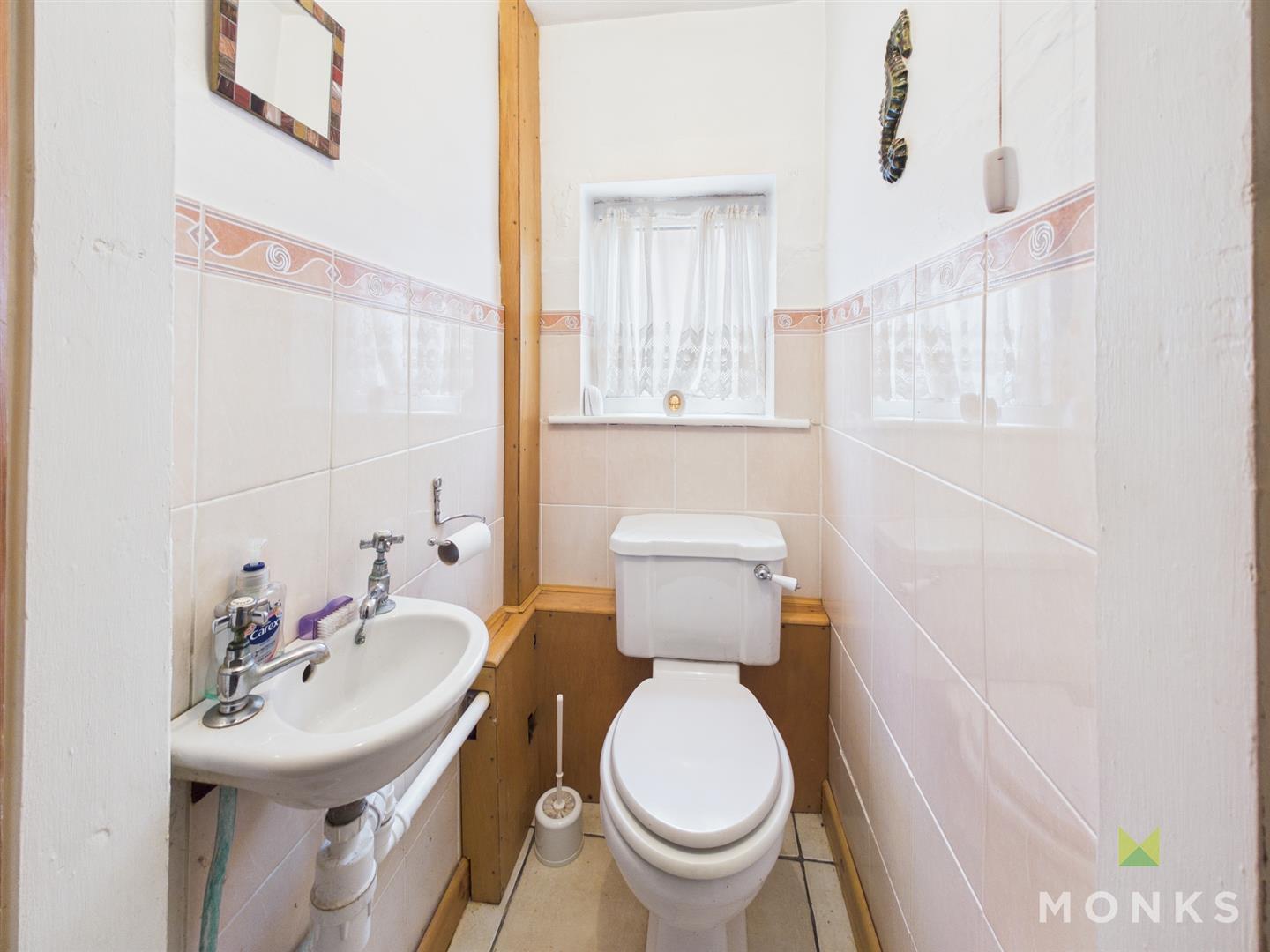 51 Sundorne Road, Shrewsbury, SY1 4RX For Sale